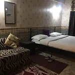 Hotel O Hya\'S Homestay