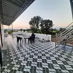 Nandini Homestay