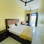 Bld Restaurant And Home Stay