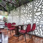 Fabhotel Krishna Heights