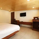 Hotel Mussoorie Heights
