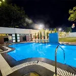 Hotel Vasdaa Grand