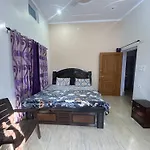 Gaharwar Home Stay