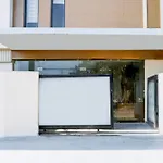 Super Townhouse Isbt Dehradun