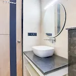 Super Townhouse Isbt Dehradun