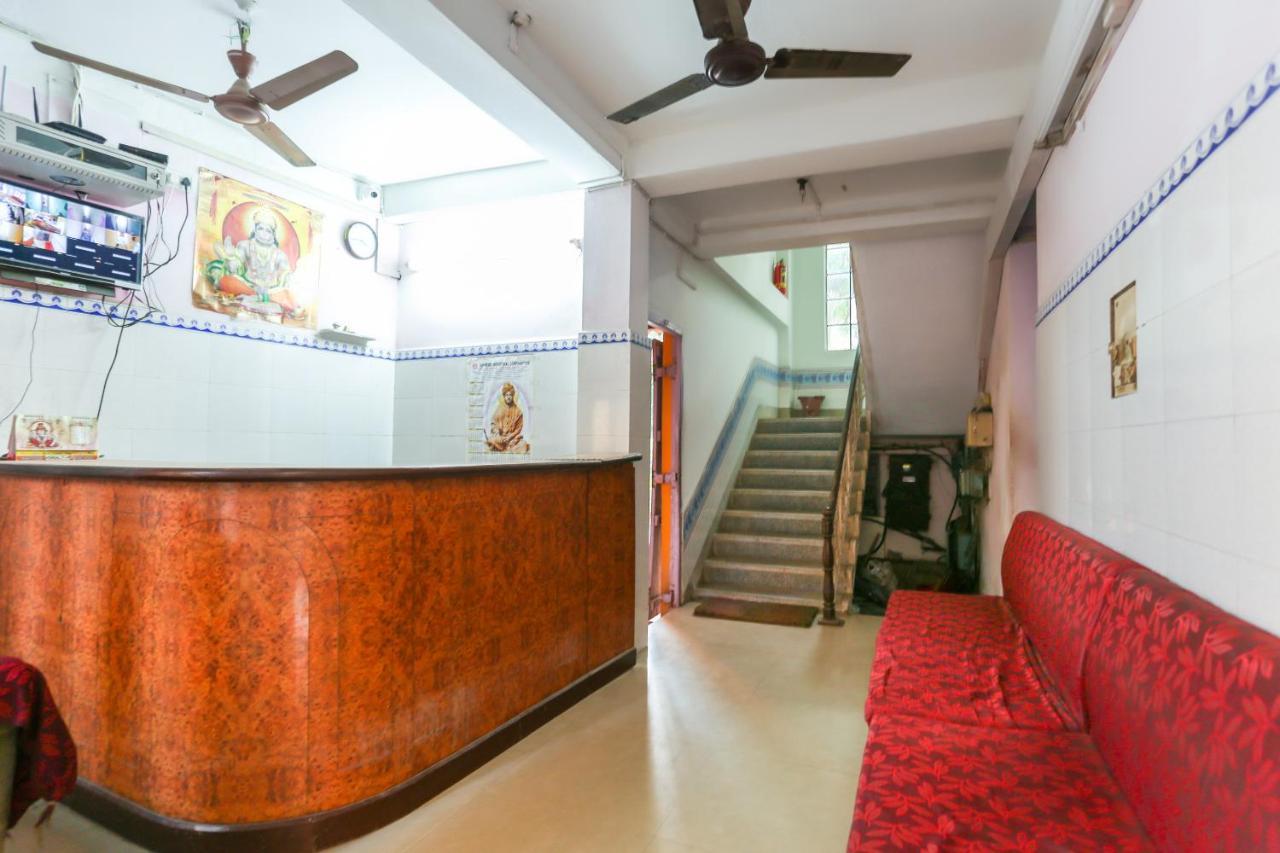 Spot On 63128 Vinayak Hotel Dehradun