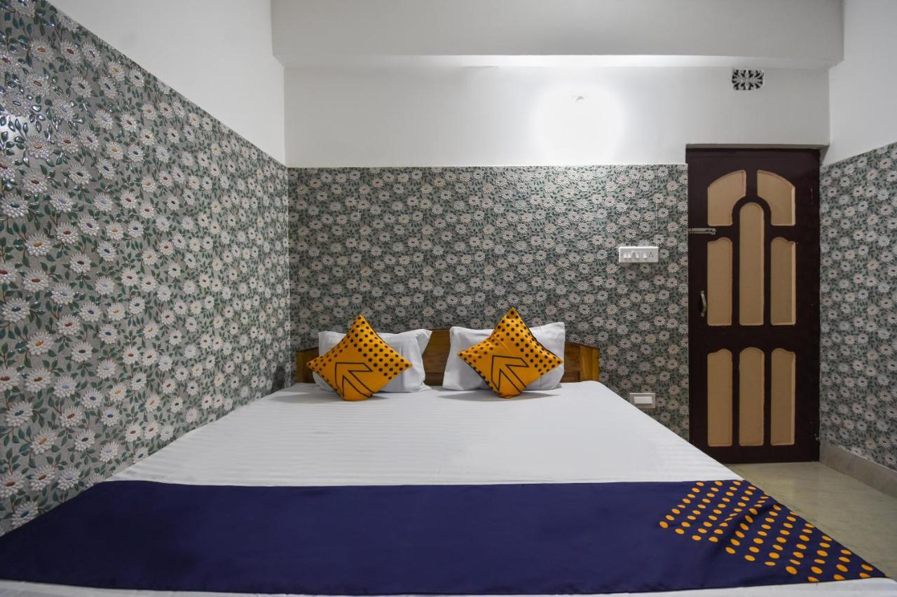 Spot On 63128 Vinayak Hotel