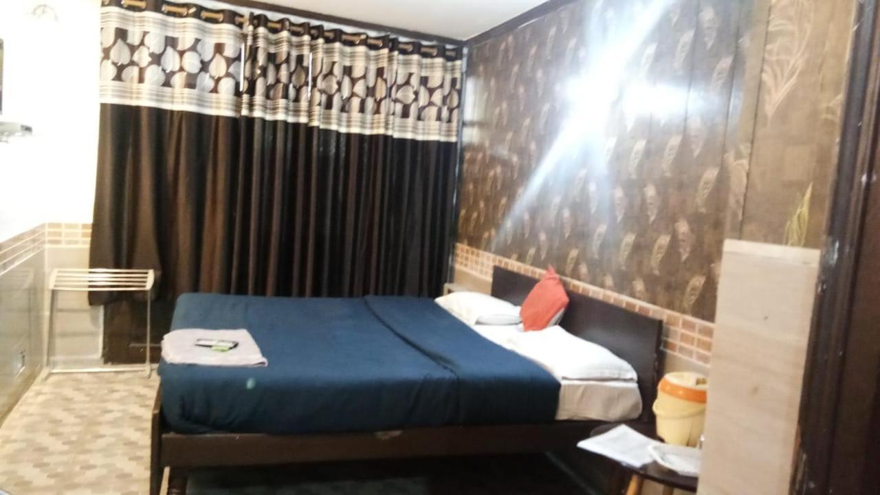 O Hya's Dehradun