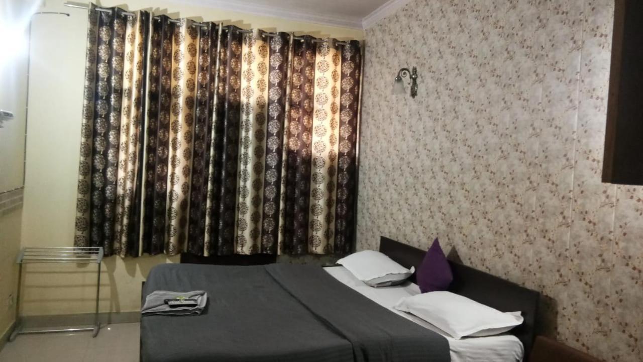 O Hya's Dehradun