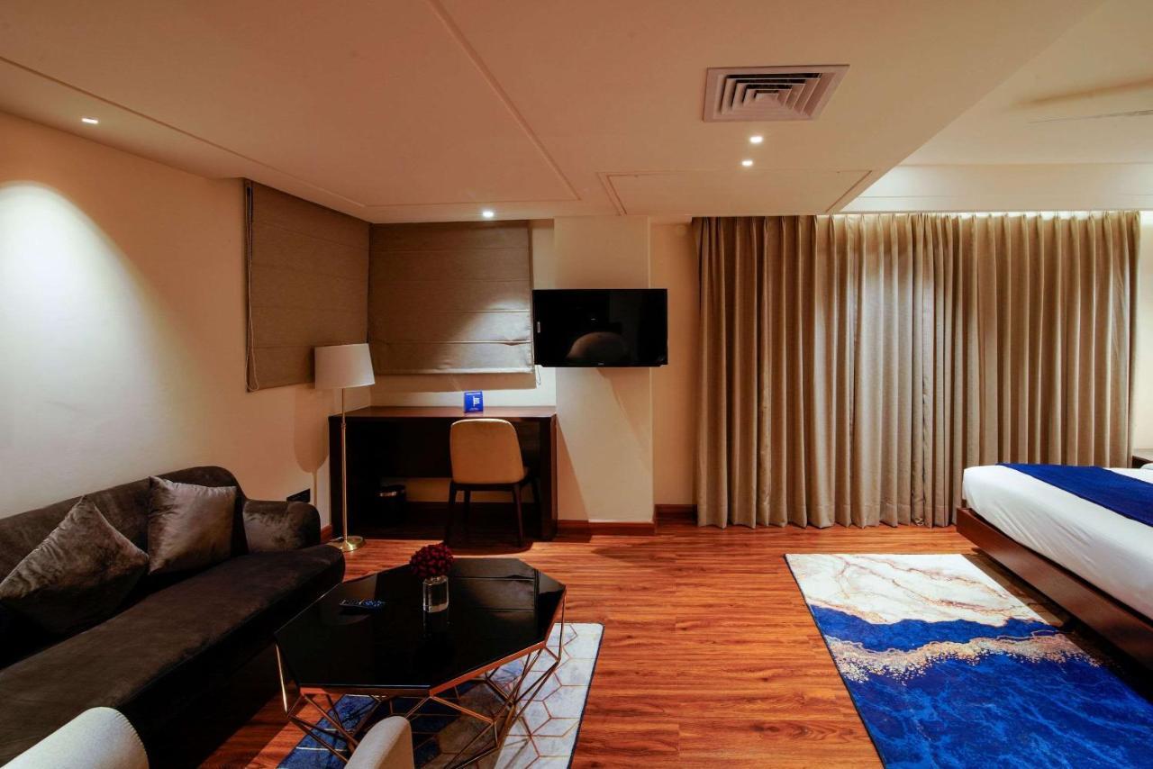 Comfort Hotel 3*