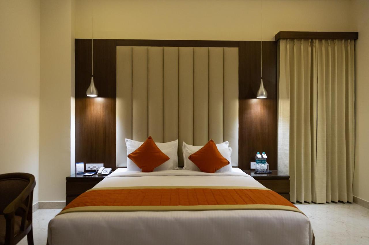 V One Pride Hotel