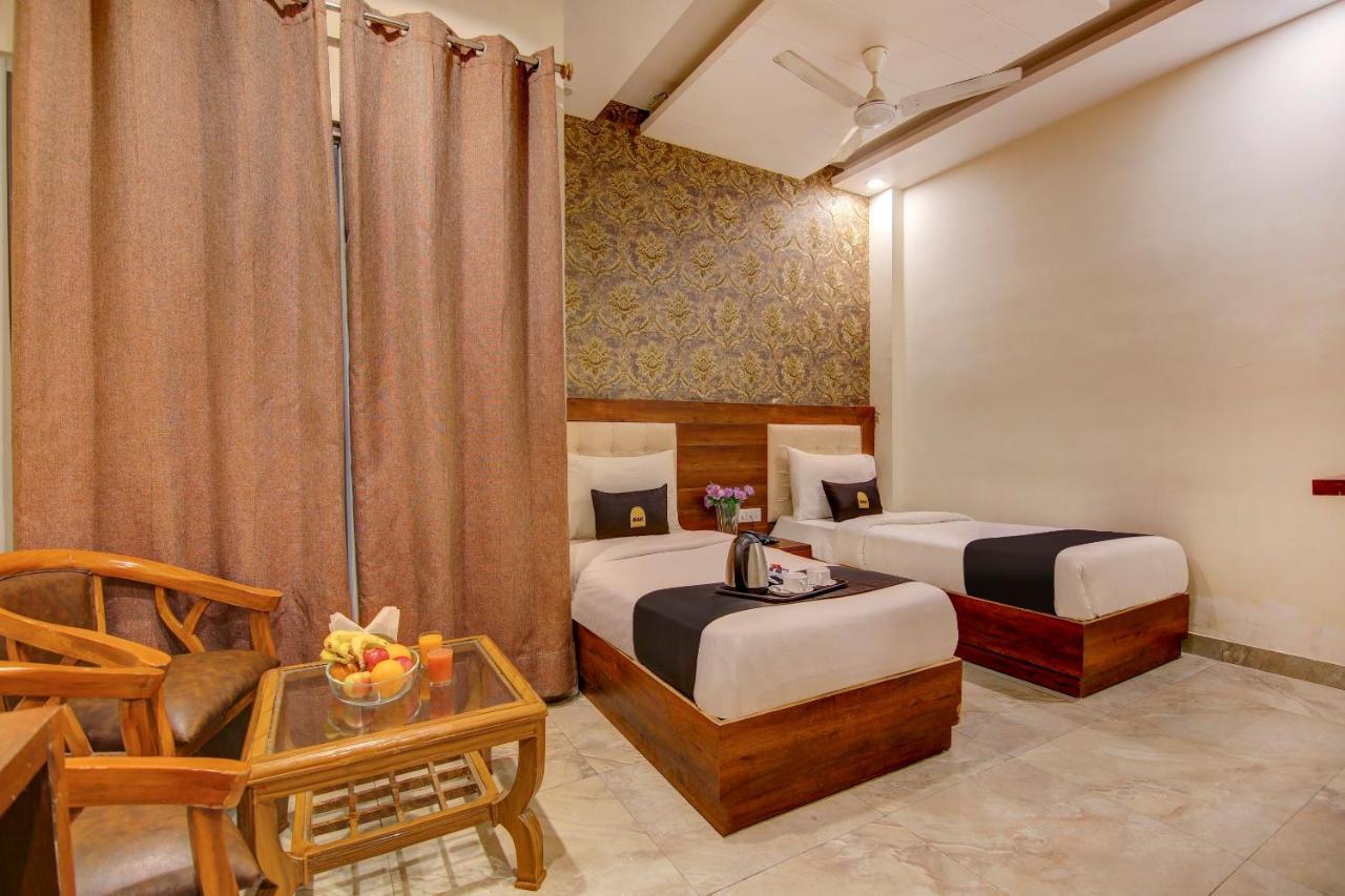 Vaccinated Staff- Townhouse Oak Gk Residency 4* Dehradun