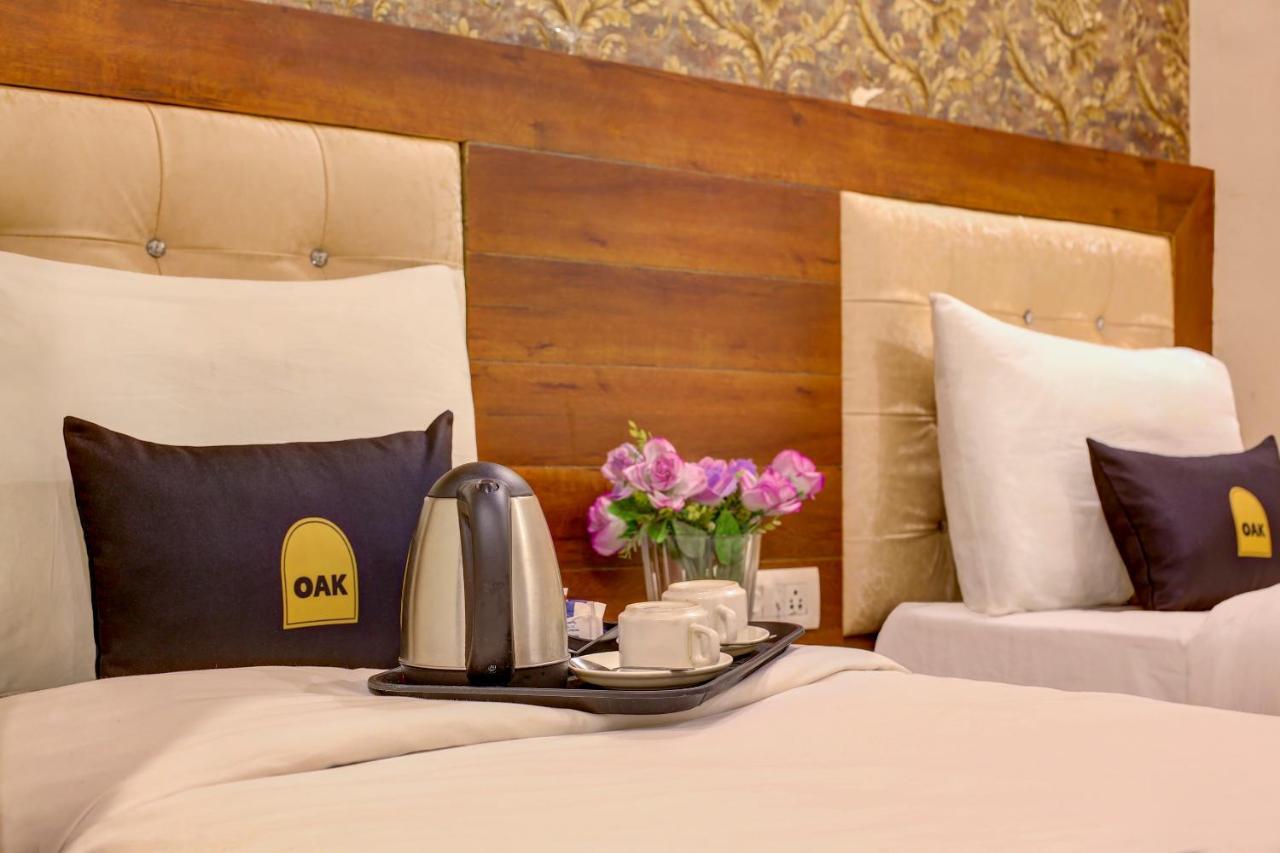 Vaccinated Staff- Townhouse Oak Gk Residency 4* Dehradun