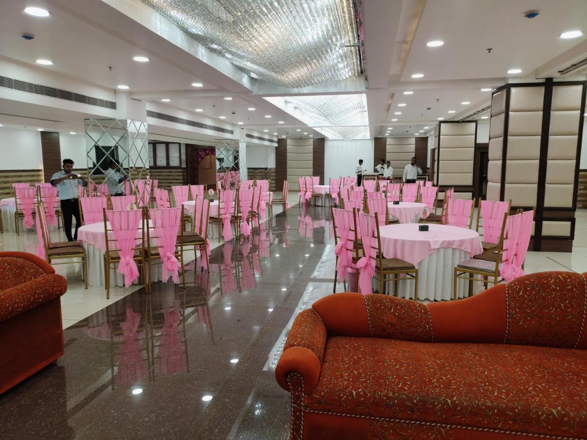 Nj Portico Hotel *