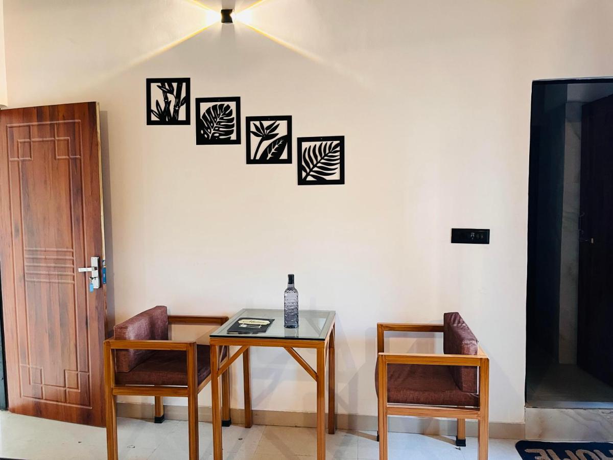 Nomads House * Dehradun
