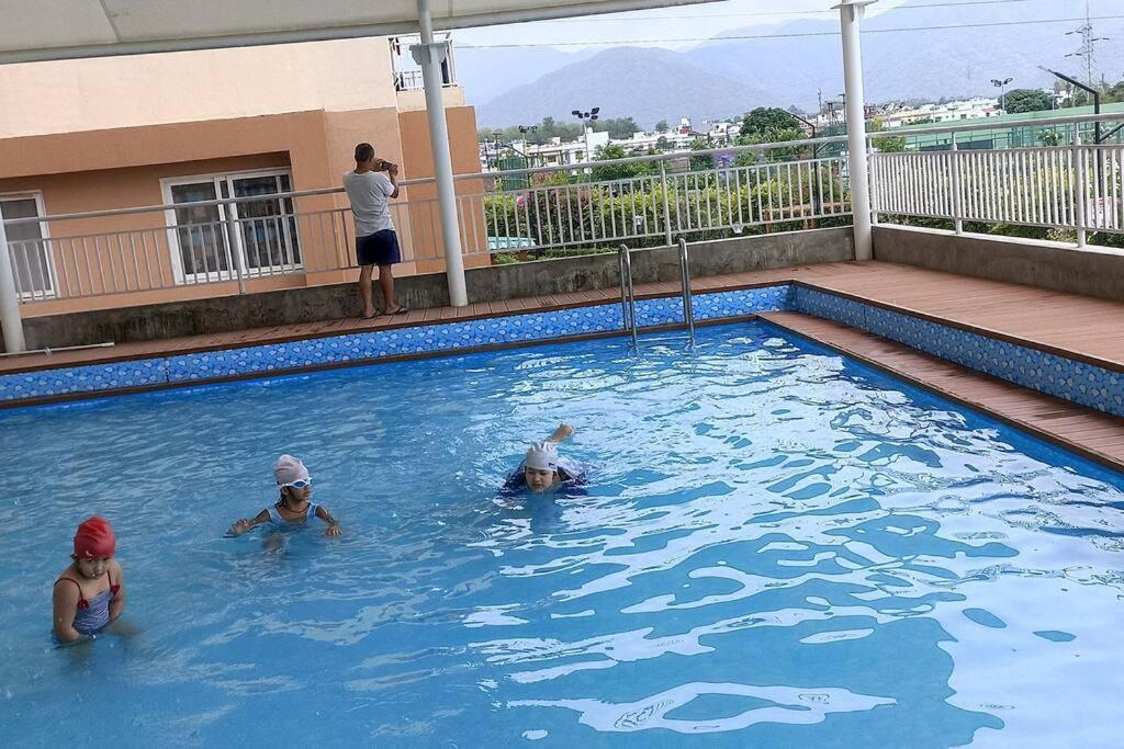 2 Bed Independent In Apartment *