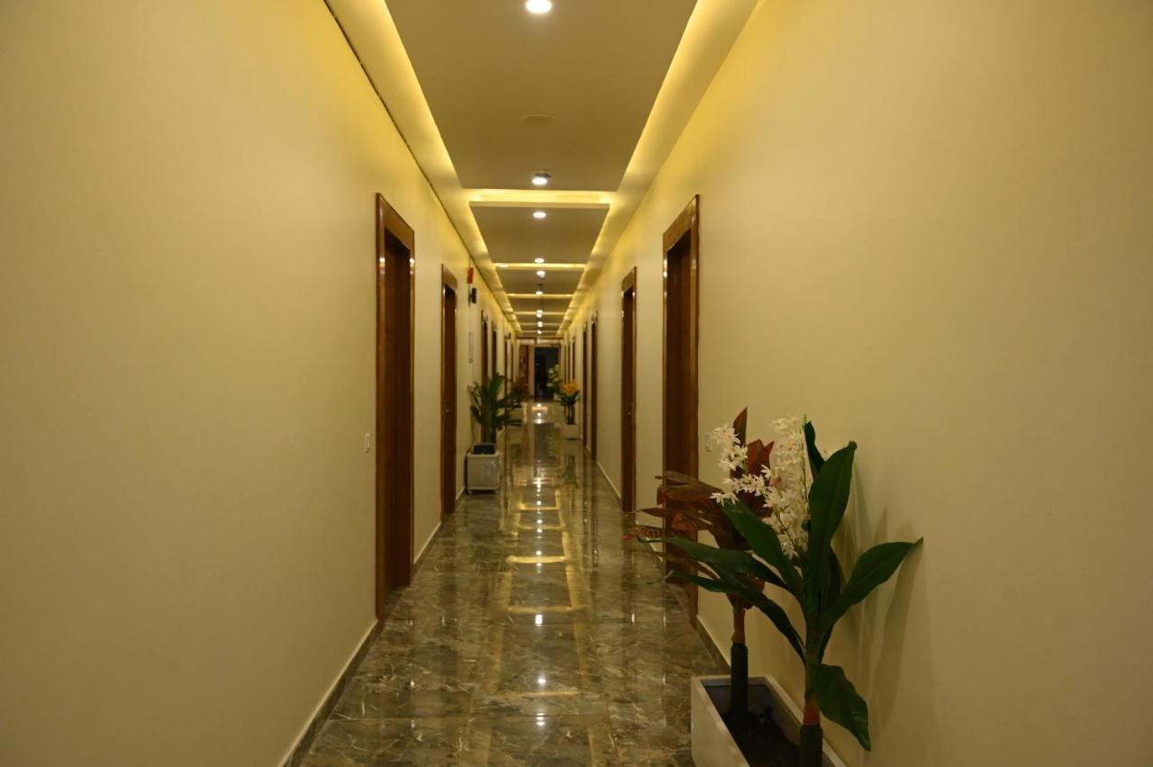 Hotel Vasdaa Grand 4*