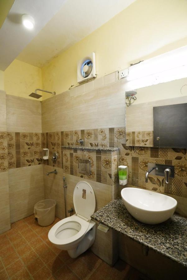 Hotel Gaurab Near Paltan Bazaar