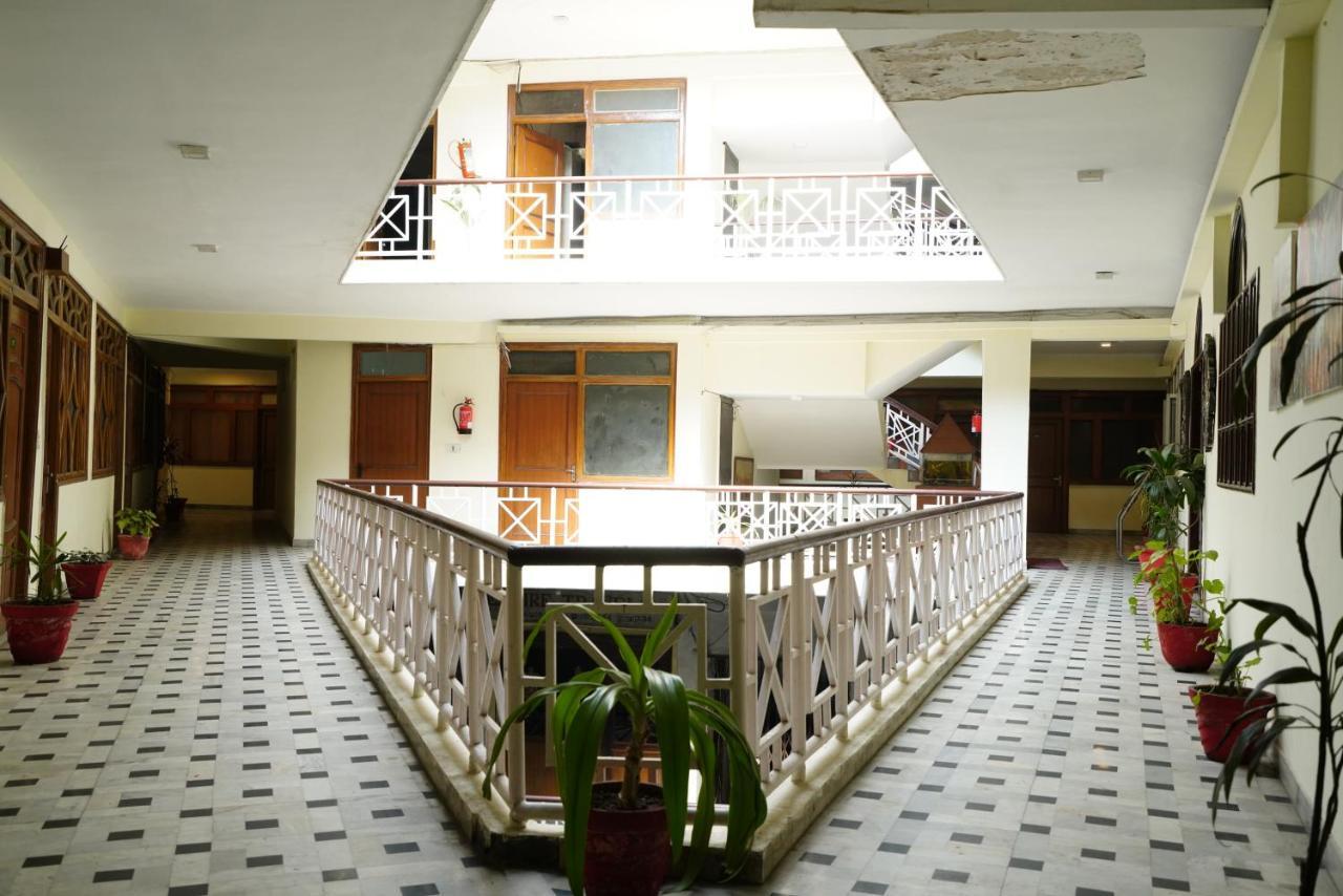 Gaurab Near Paltan Bazaar 3*
