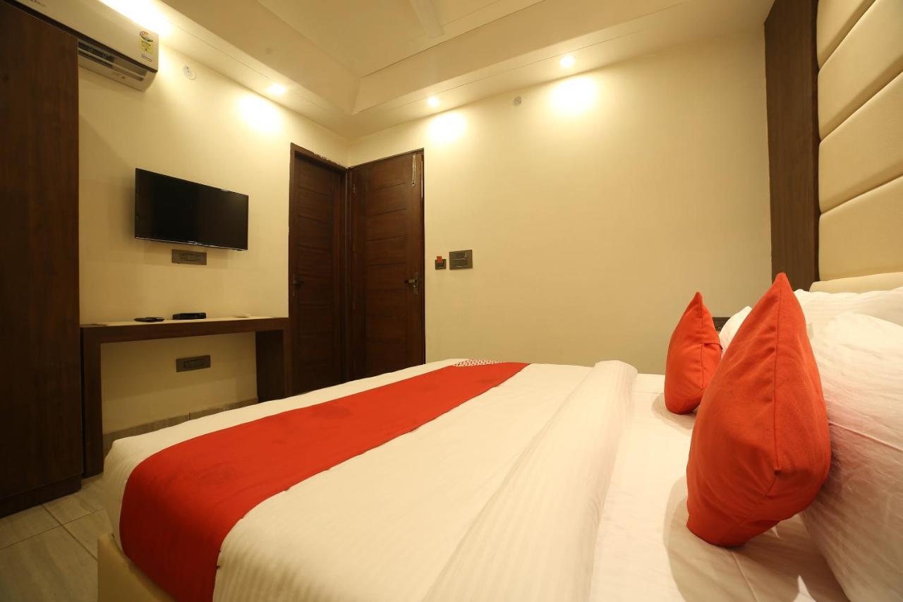 Hotel O Status 3*