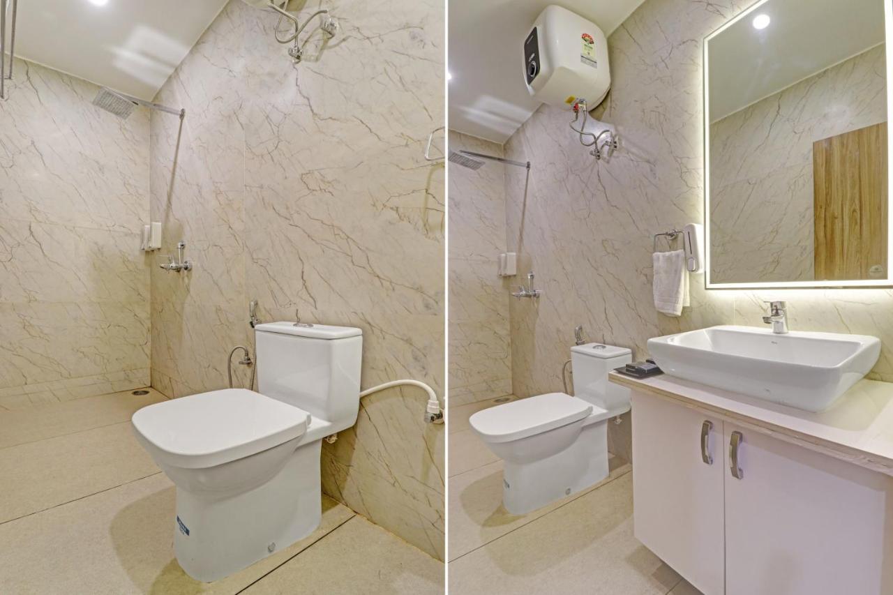 Hotel Super Oyo Townhouse 1232 White 3*