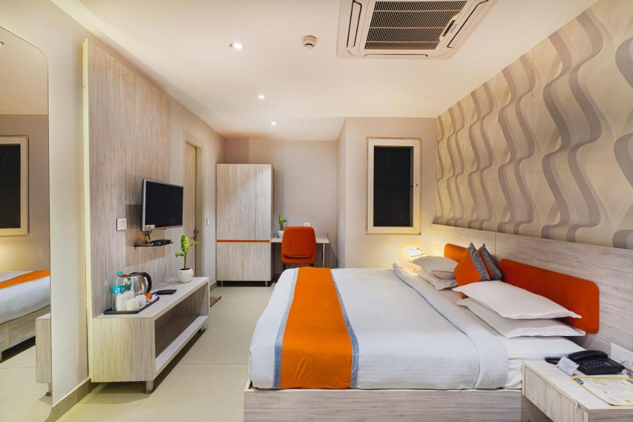 Kailash Plaza Hotel 3*