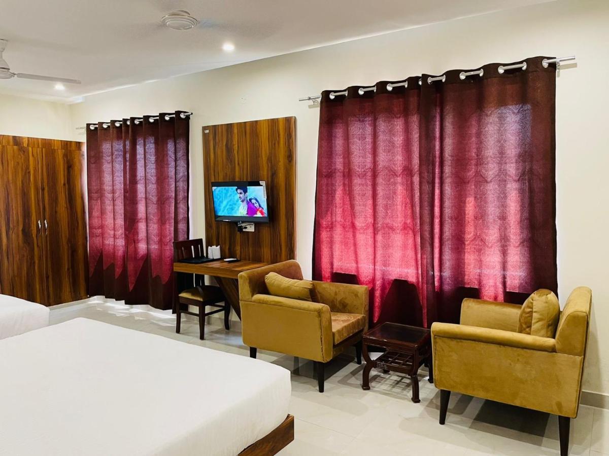 Hotel Hive 3*