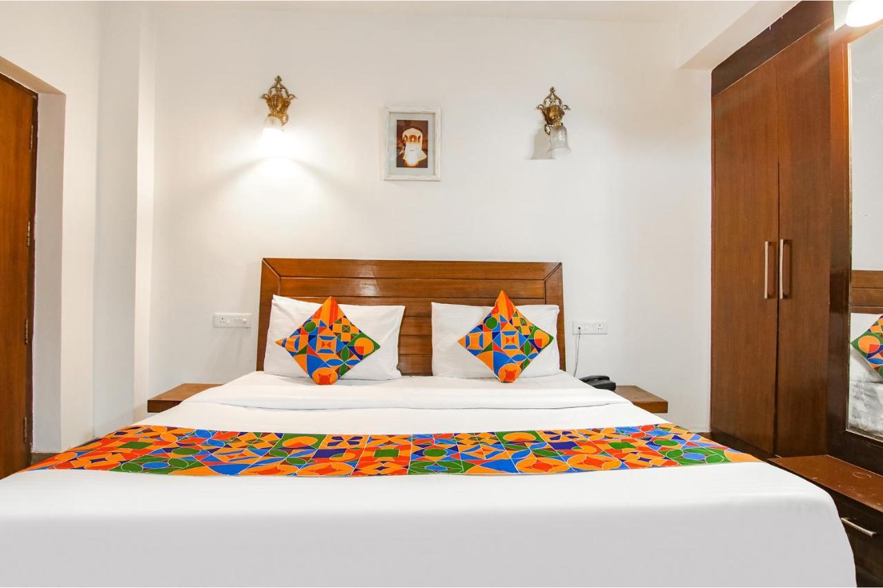 Fabhotel The Majestic Hotel 3*