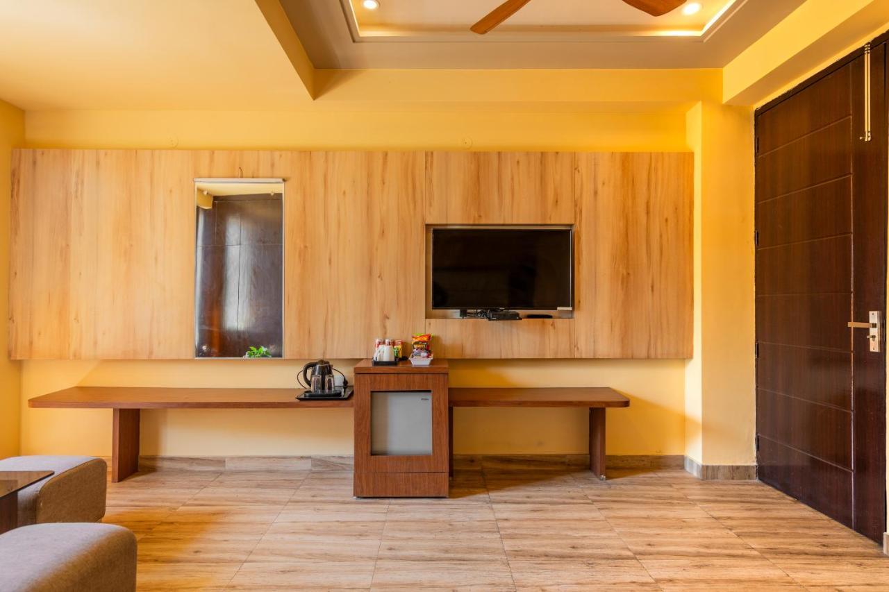 Hotel Pacify Hills By Uv