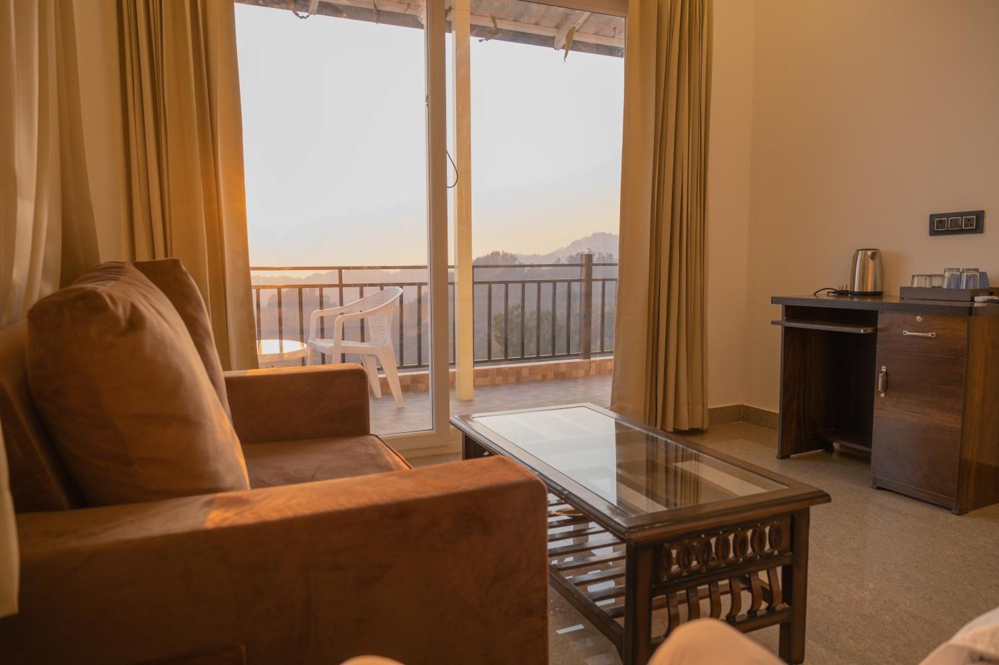 The Bougainvillea Retreat - A Luxury Private Pool In *