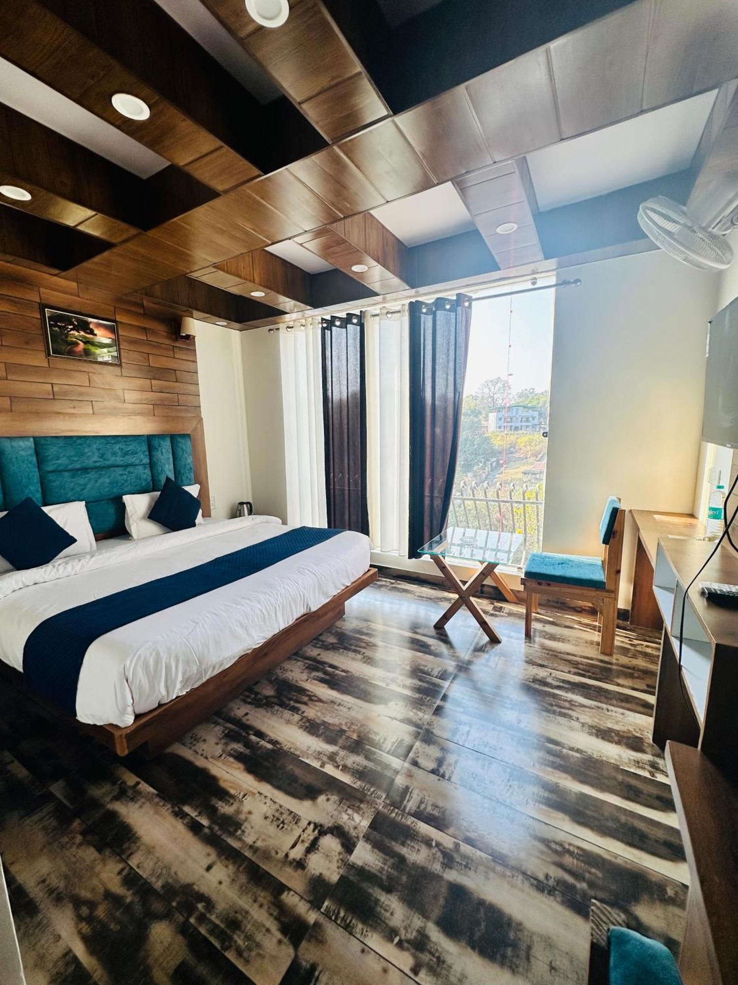 Royal Orbit By Arony Hospitality Dehradun