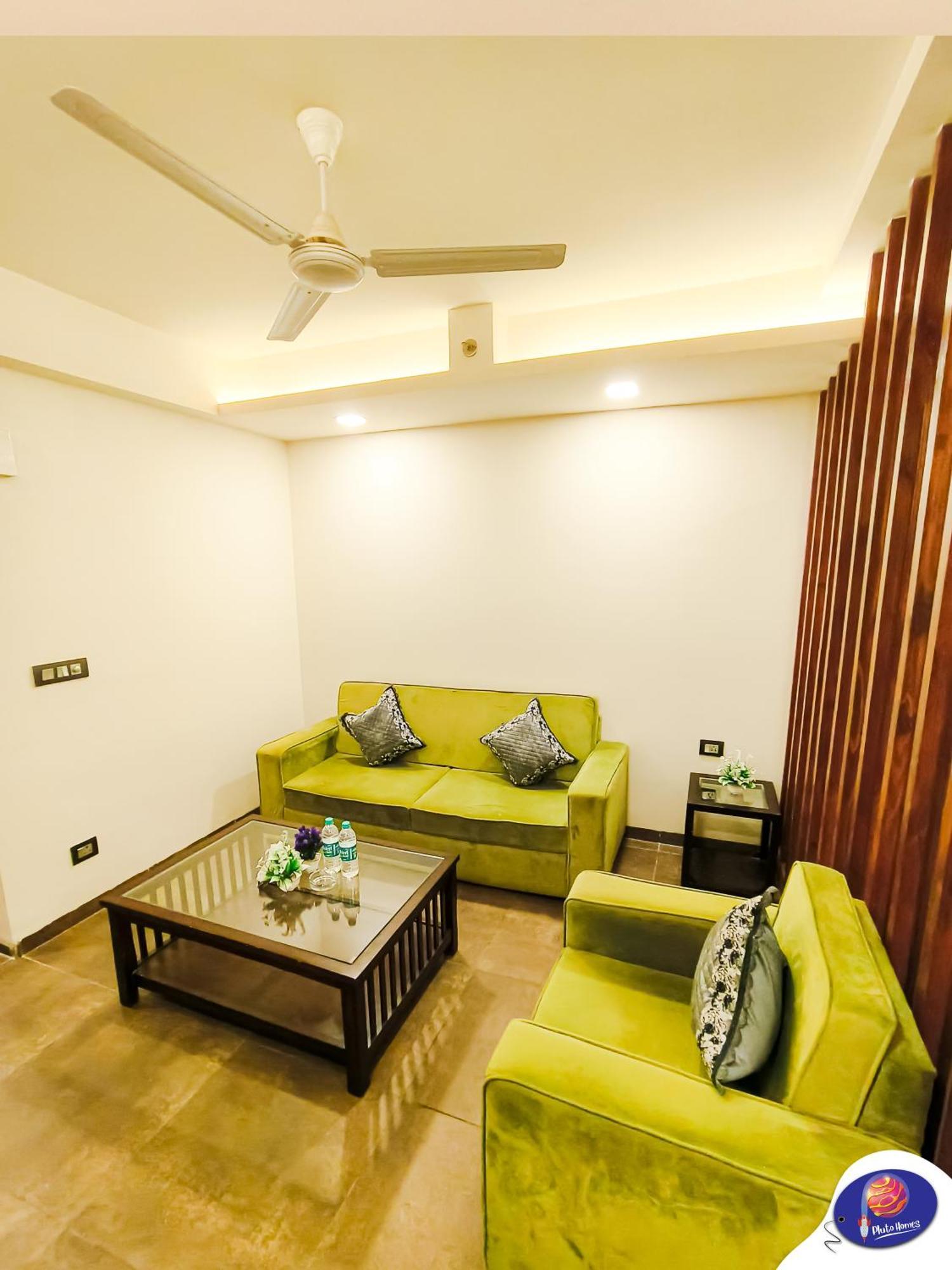 Pluto Homes Apartment *