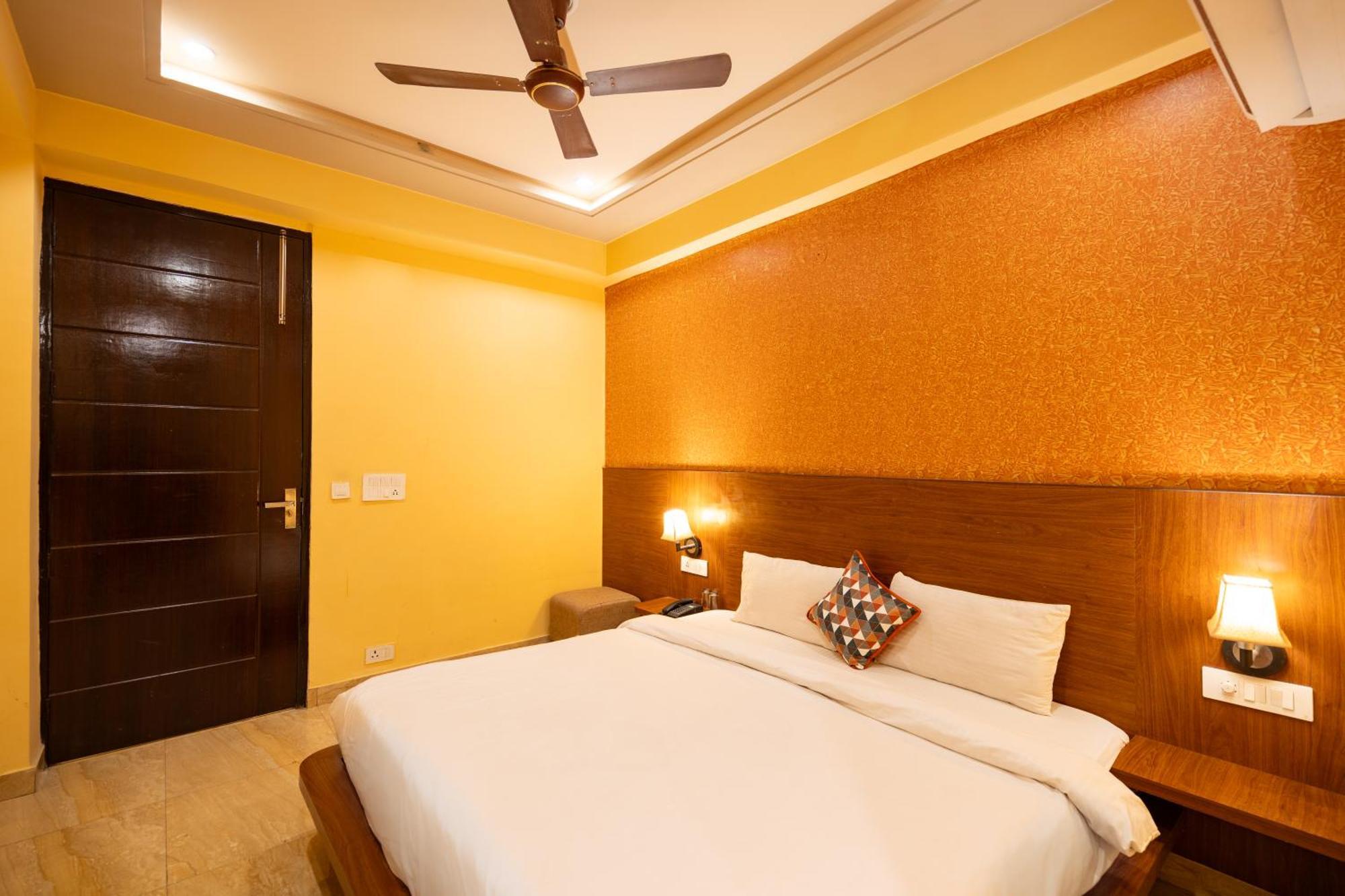 Pacify Hills By Uv Hotel Dehradun