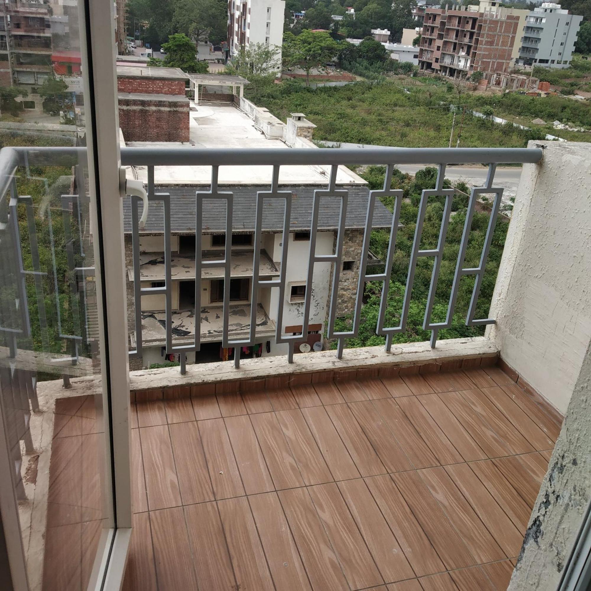 Pluto Homes Apartment Dehradun