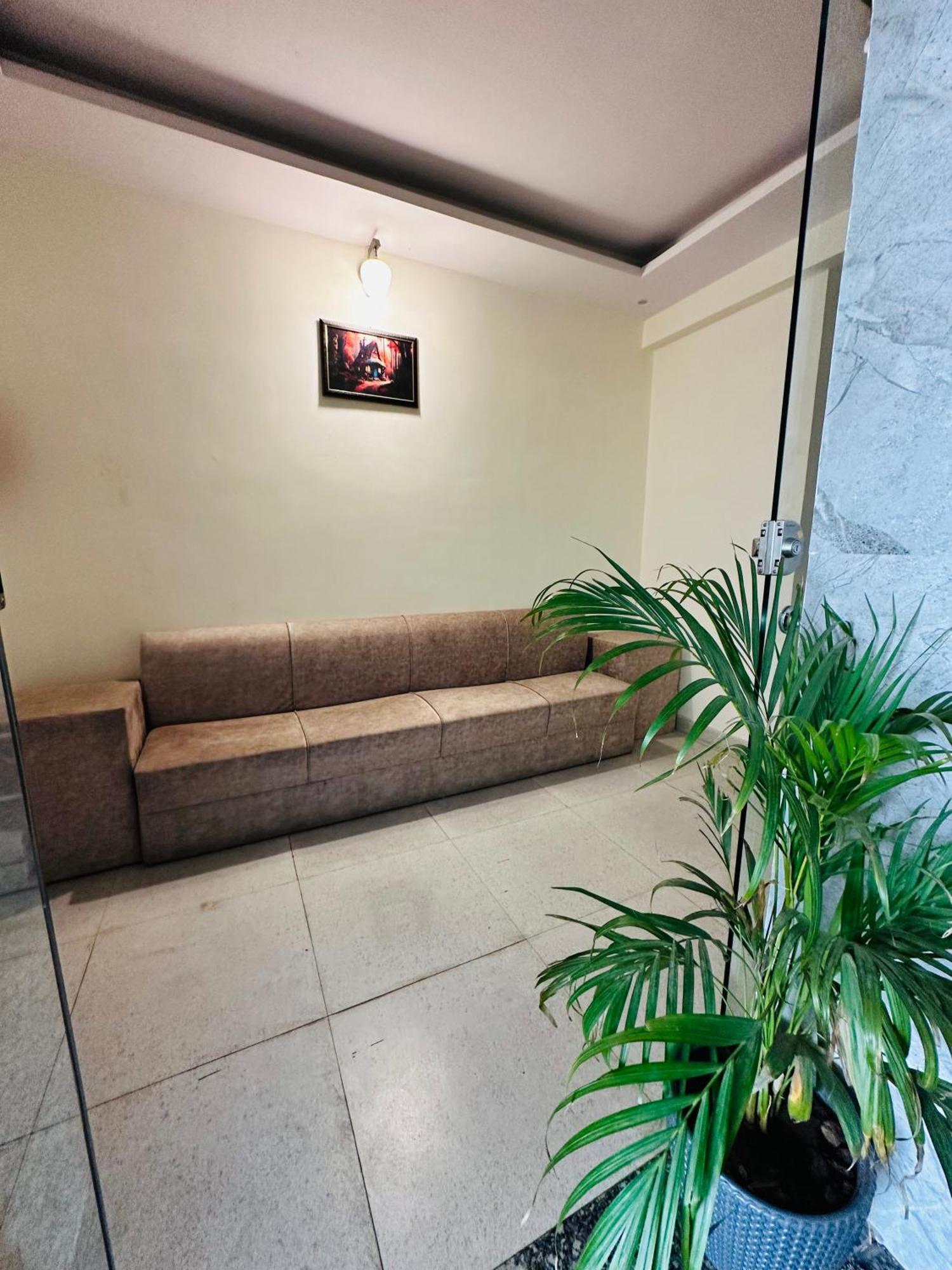 Royal Orbit By Arony Hospitality 3* Dehradun