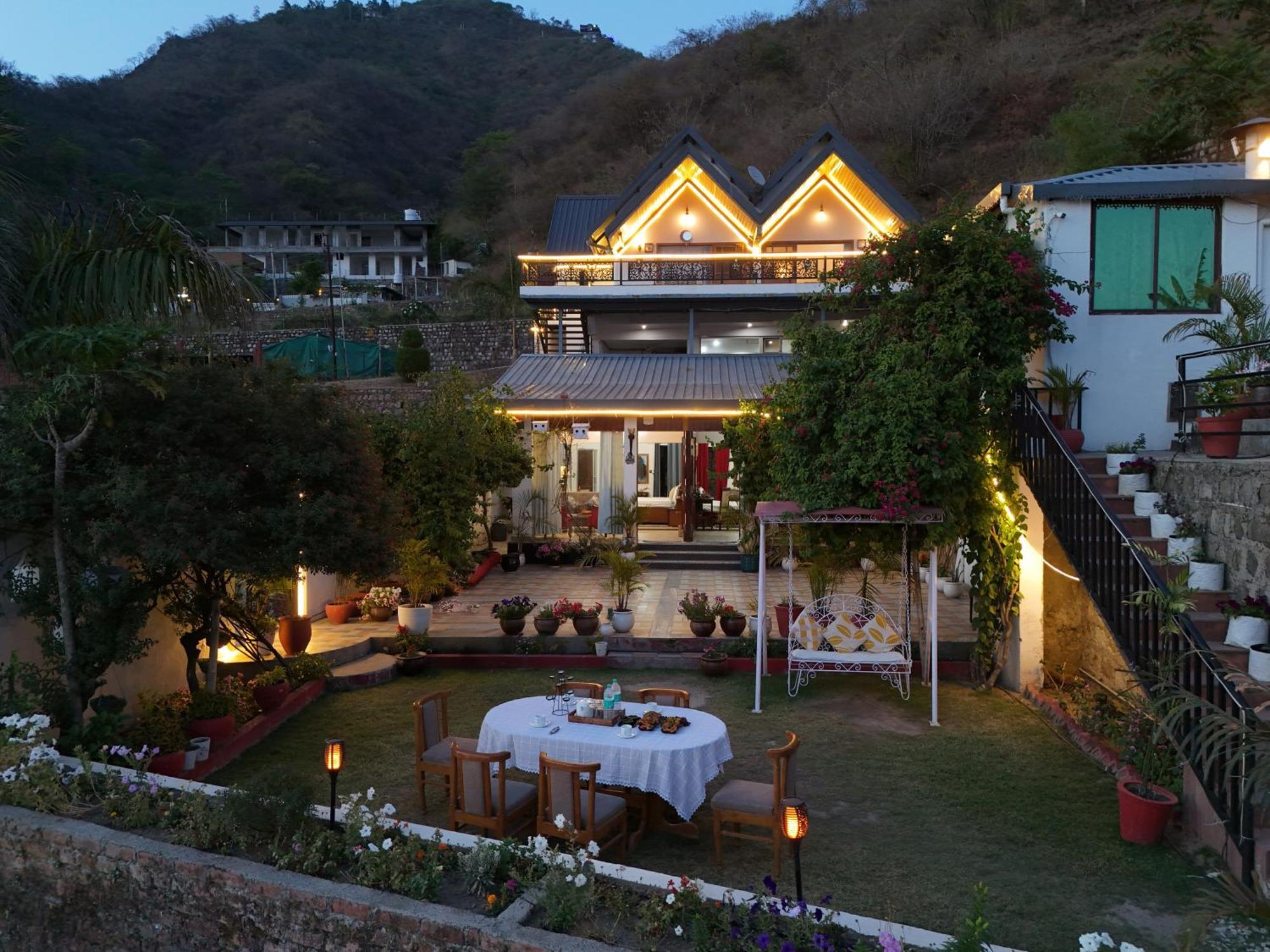 The Bougainvillea Retreat - A Luxury Private Pool In
