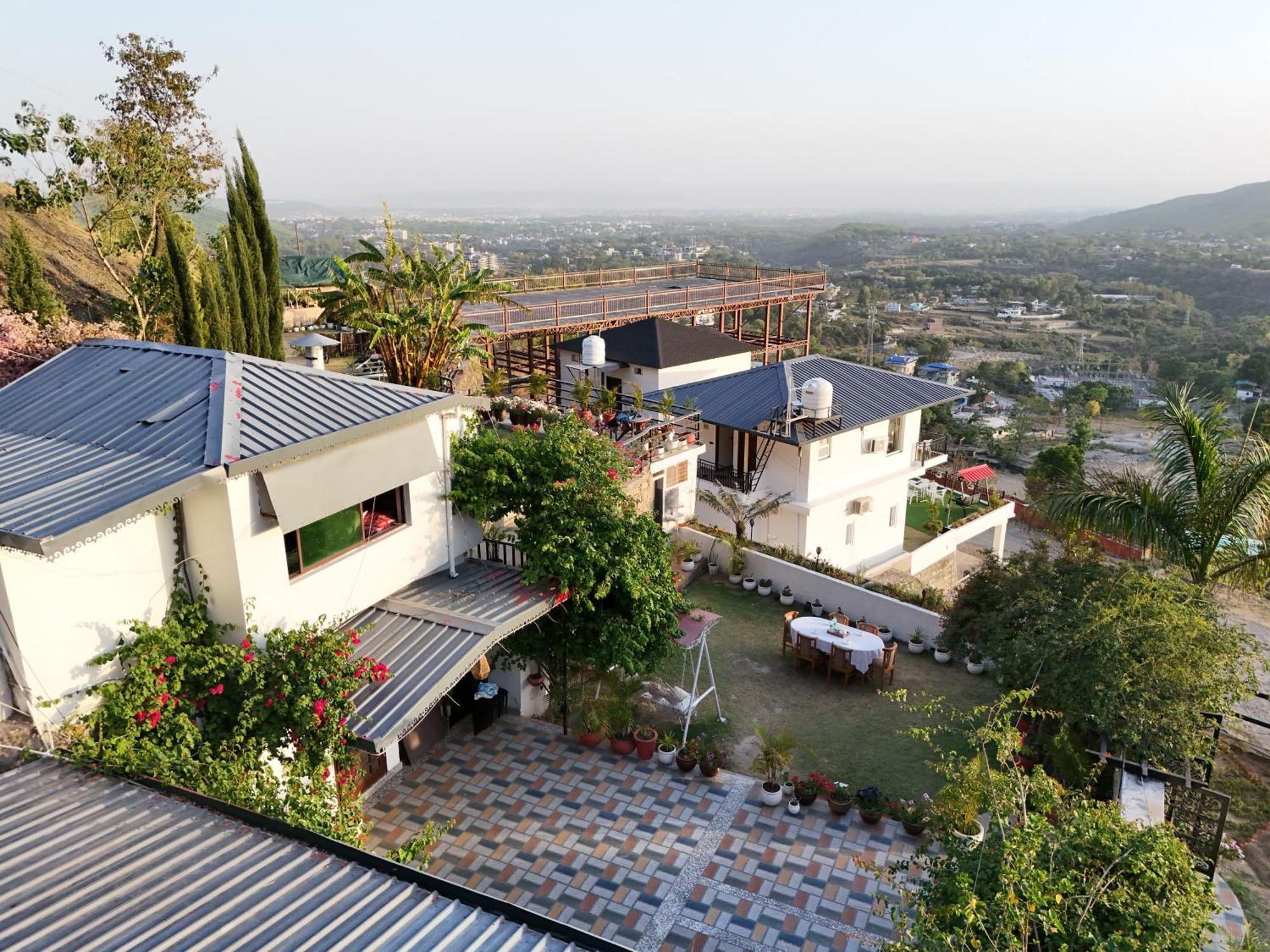 The Bougainvillea Retreat - A Luxury Private Pool In