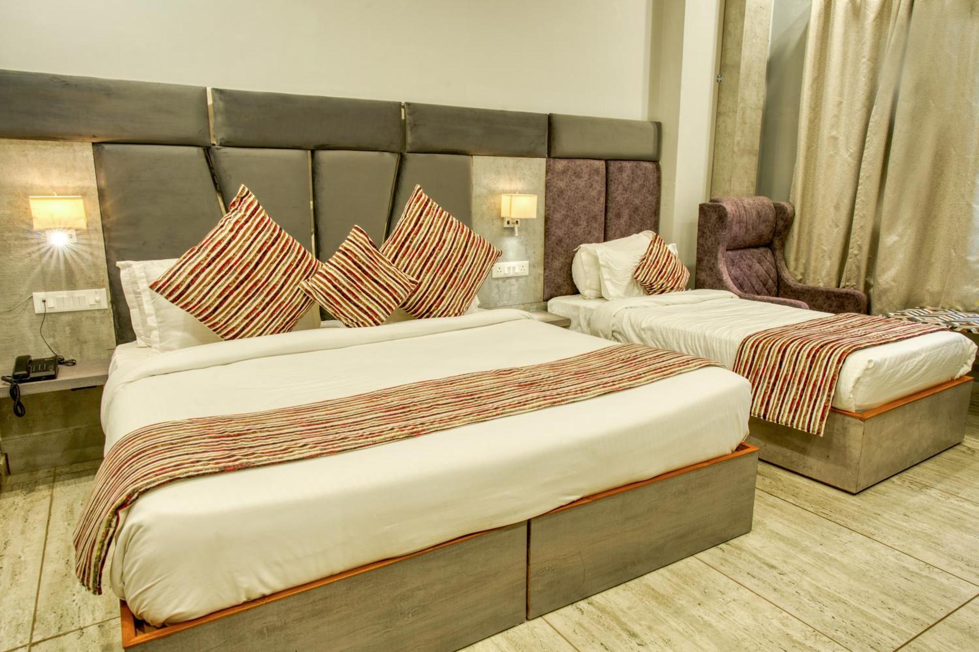Hotel Vasdaa Grand Dehradun