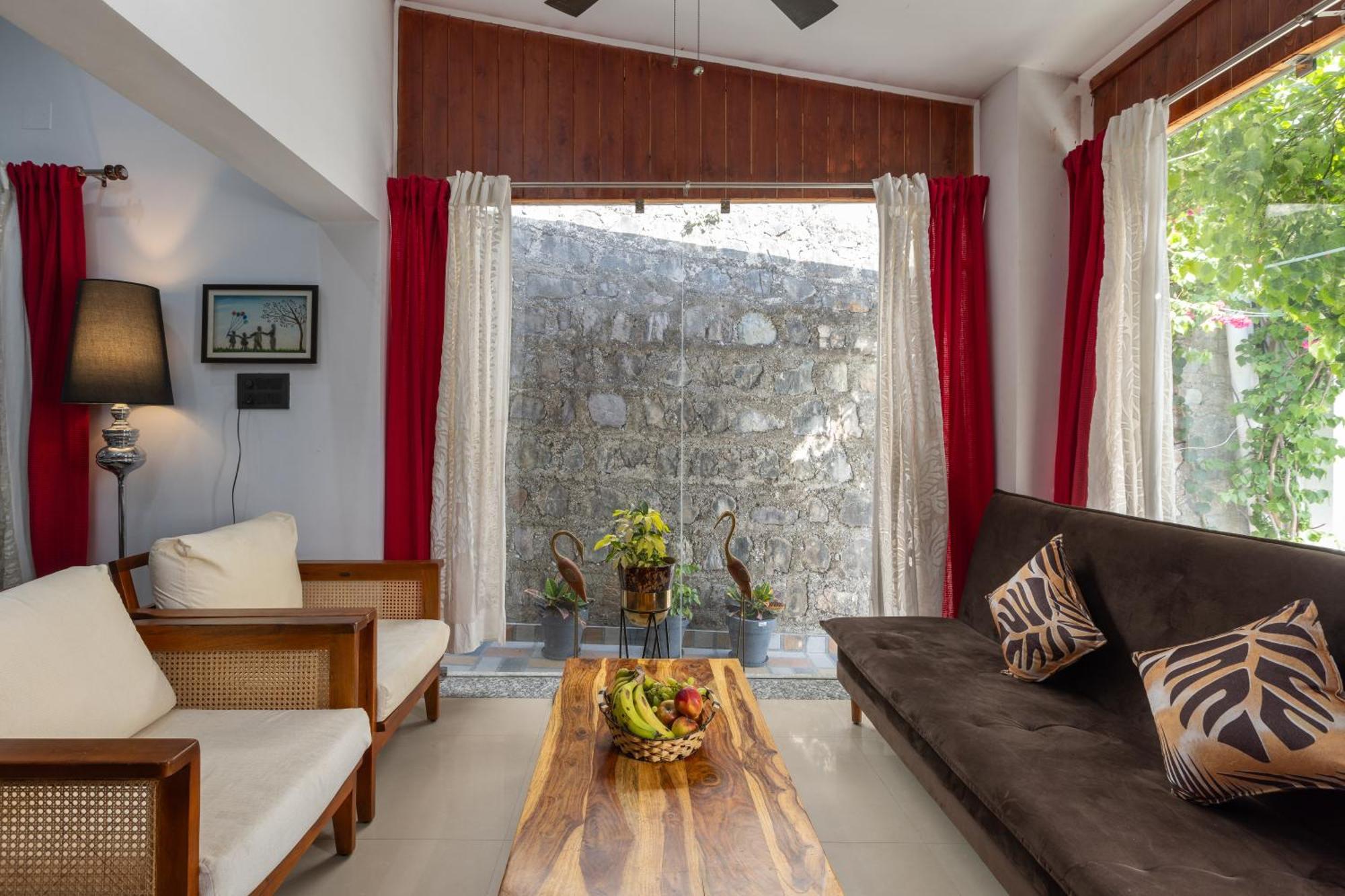 The Bougainvillea Retreat - A Luxury Private Pool In *
