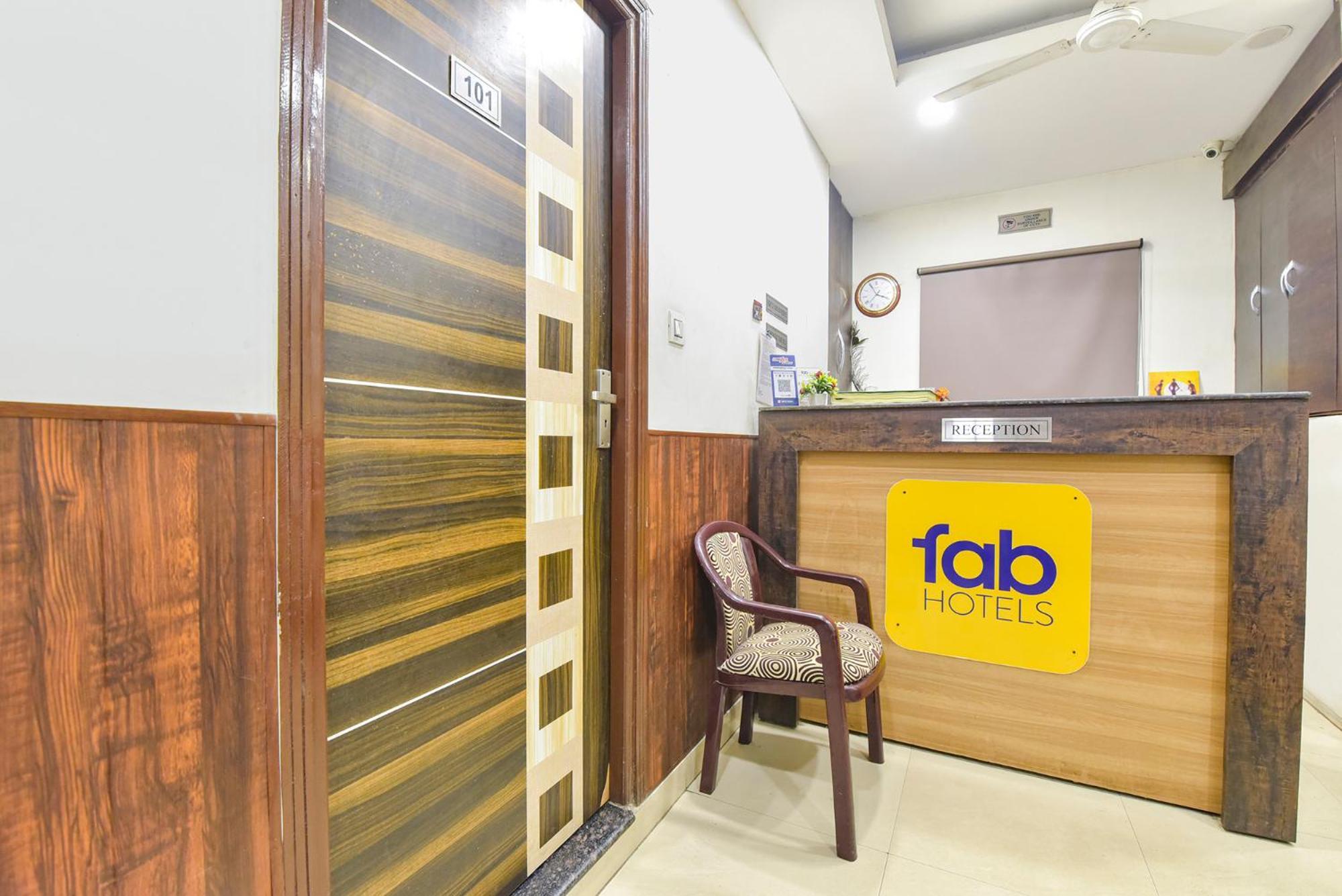 Fabexpress Mohan Residency Hotel 3*