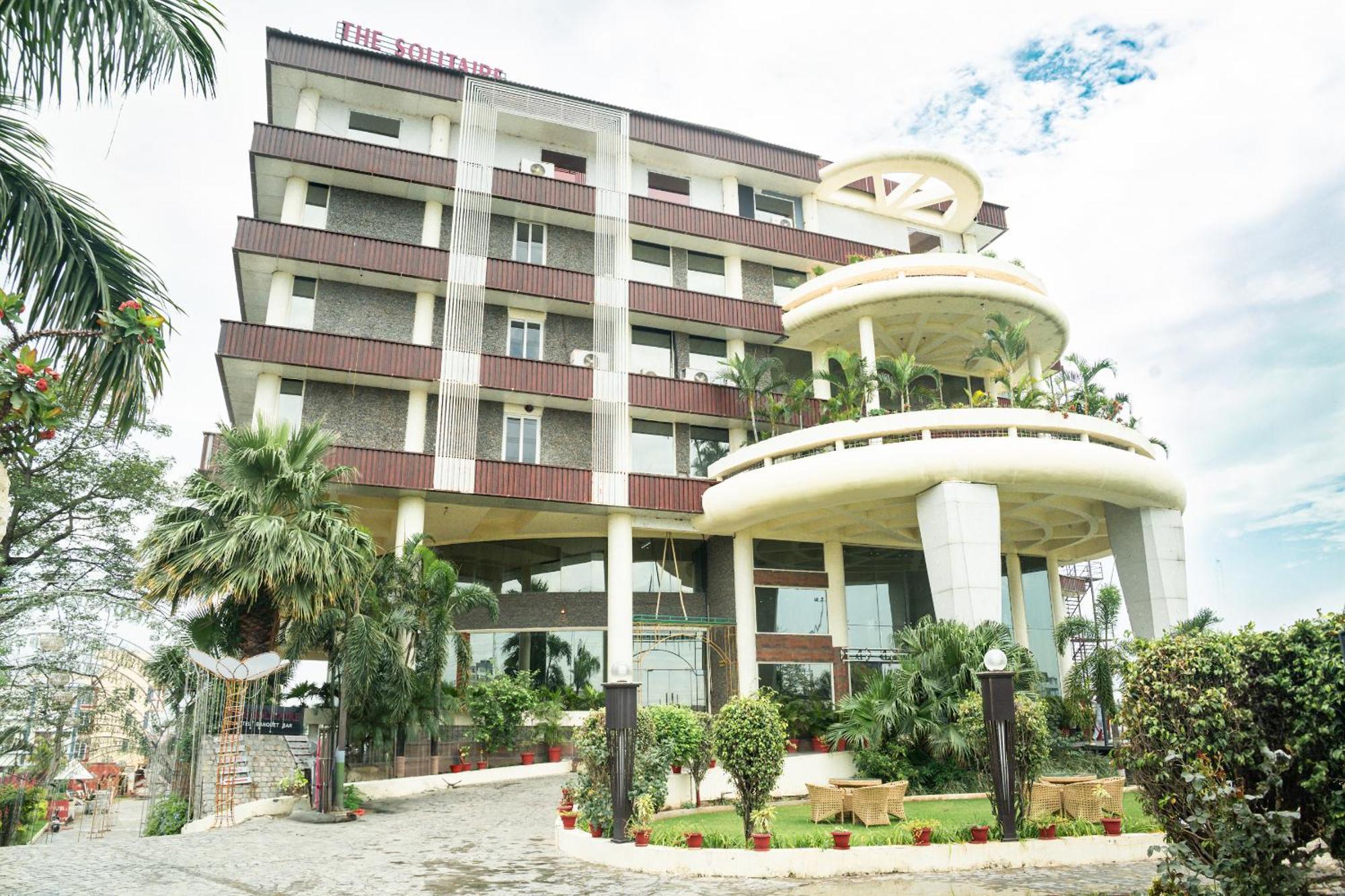 The Solitaire 4* Dehradun