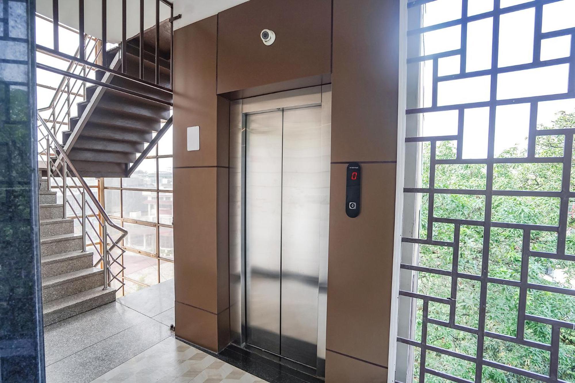 Fabhotel Krishna Heights Dehradun