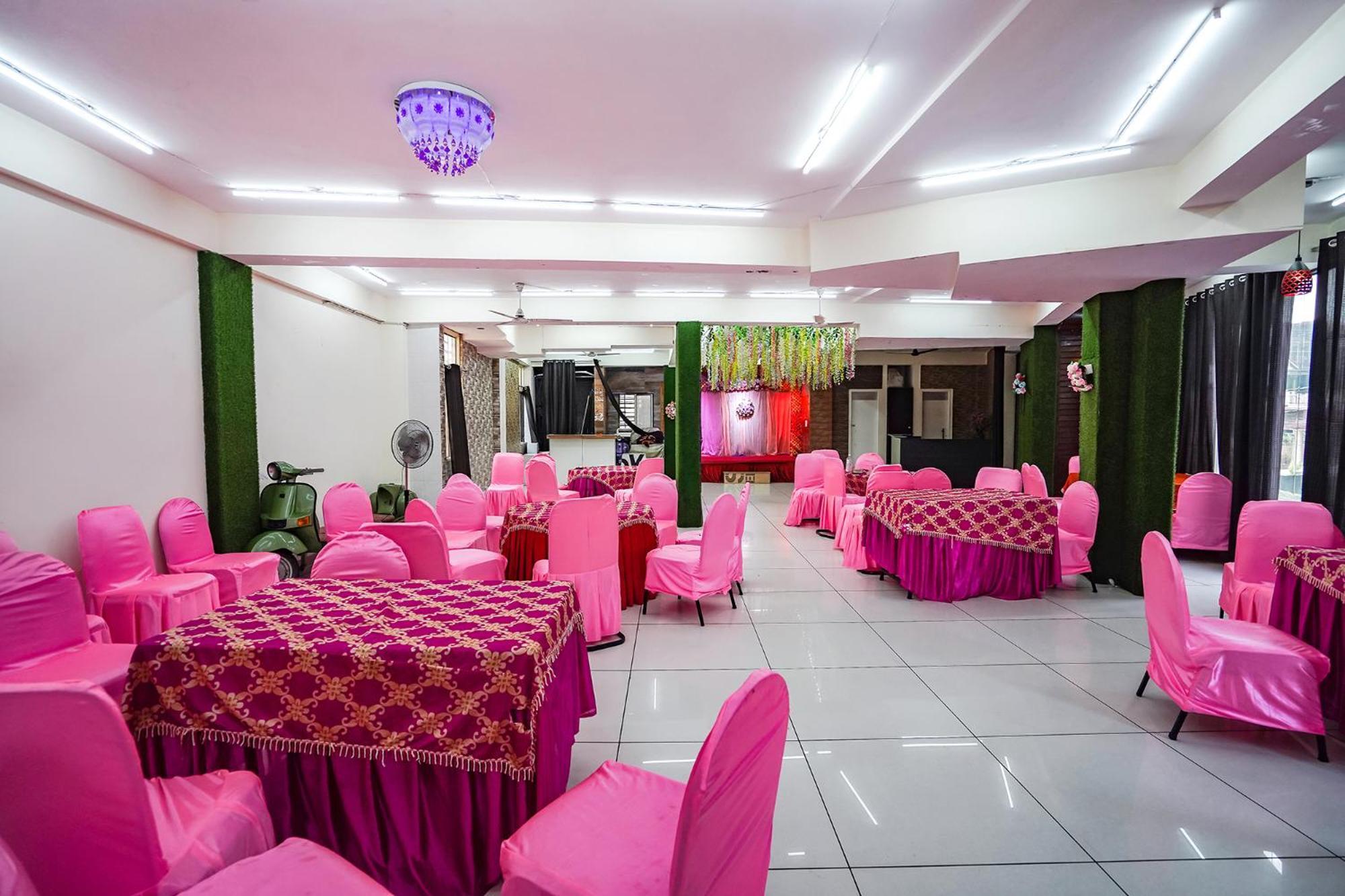 Fabhotel Krishna Heights