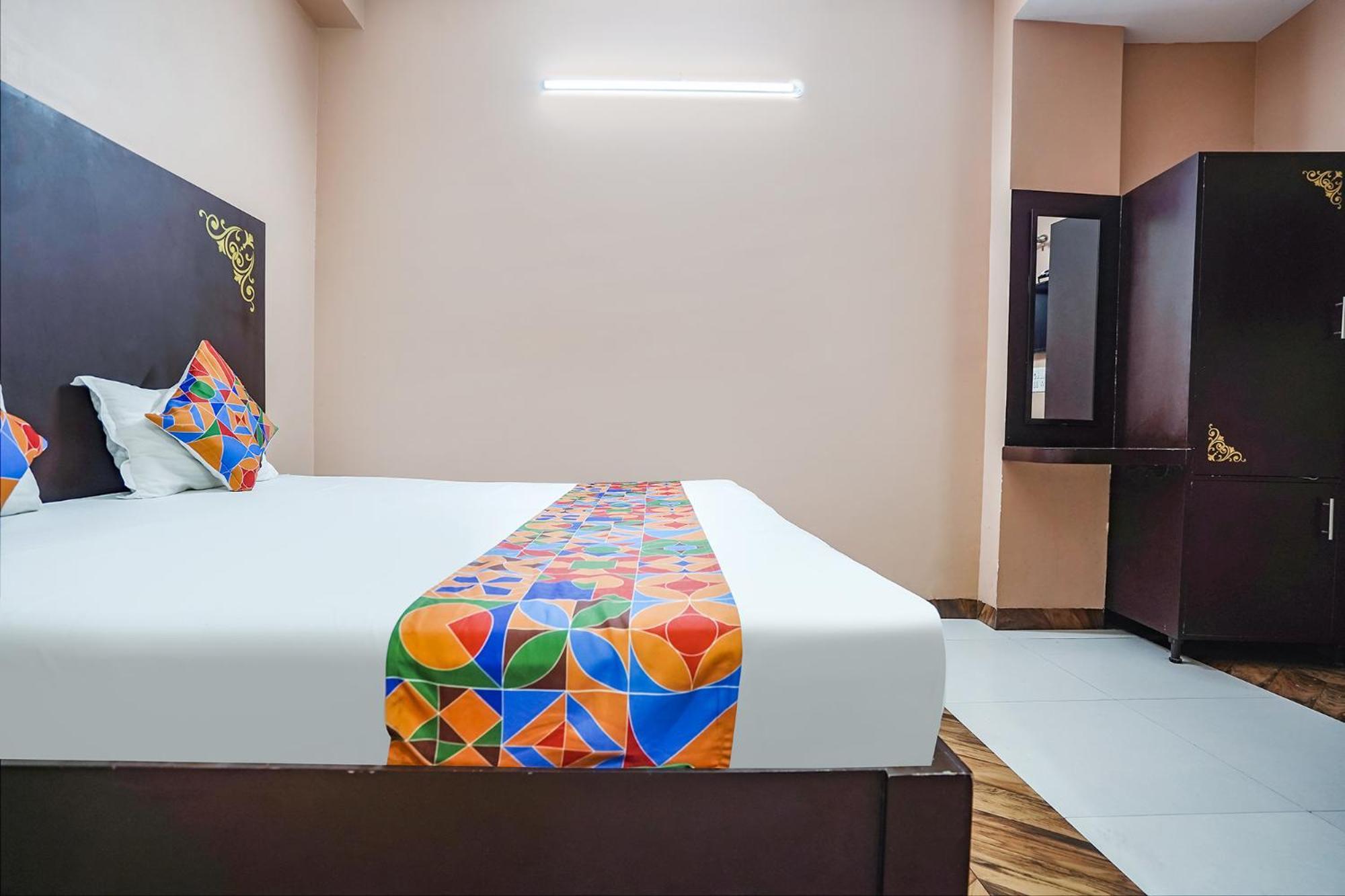 Fabhotel Krishna Heights Hotel 3*
