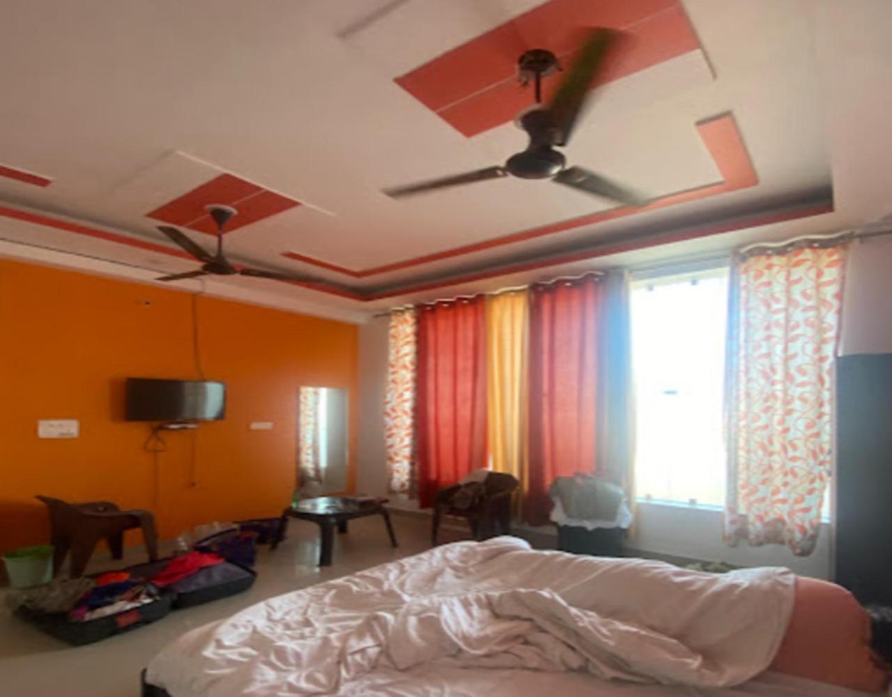 Negi Palace By Stayapart Dehradun