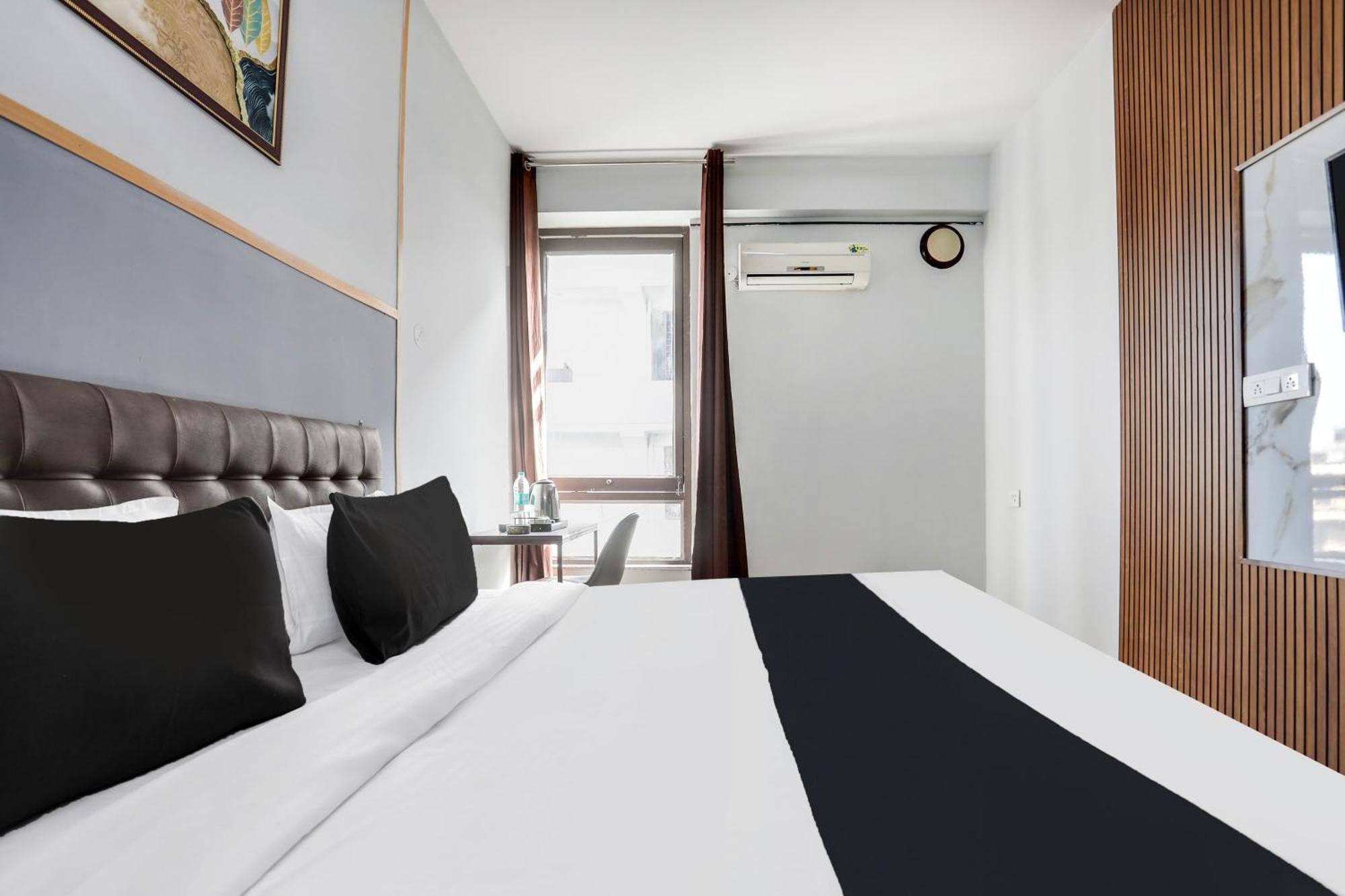 Hotel Super O Isbt Dehradun