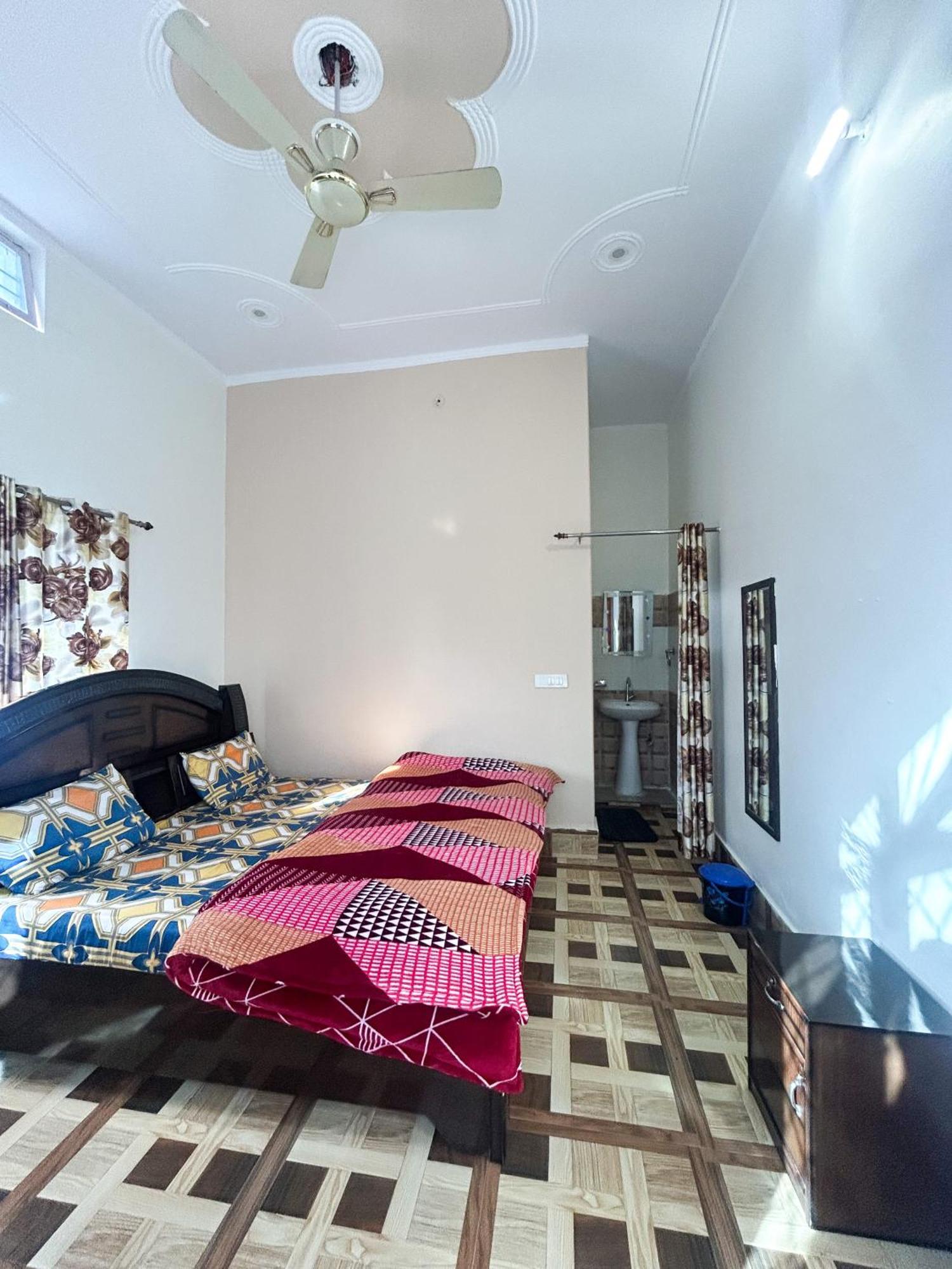 Homestay Gaharwar Dehradun