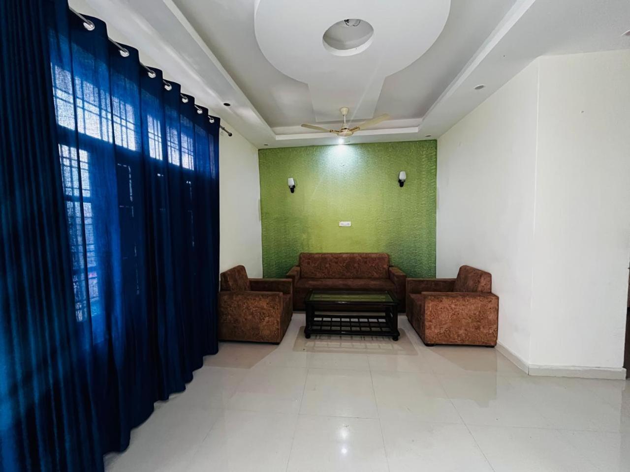 Asthal Apartment *