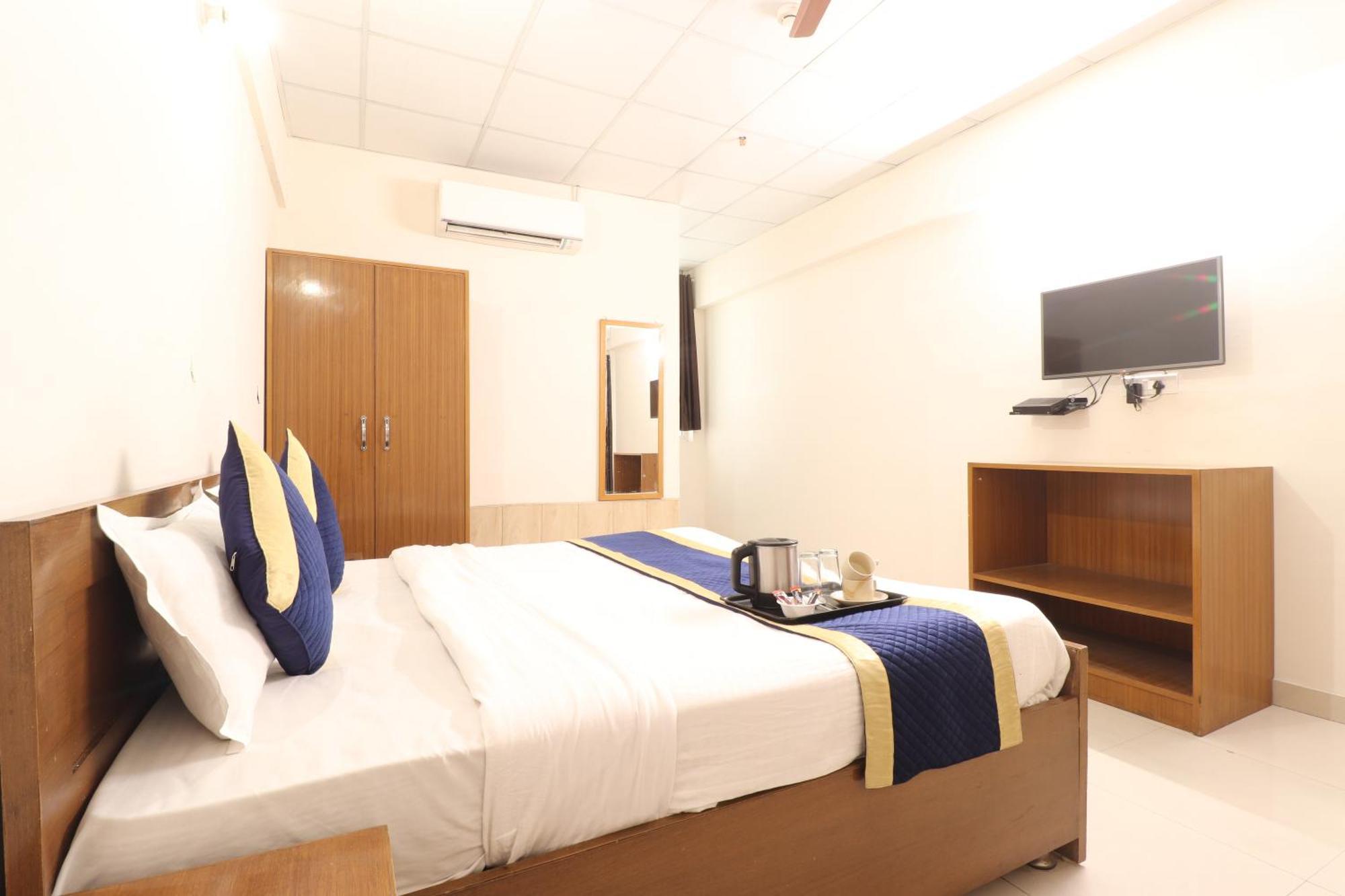 Krb Paradise Isbt Hotel Dehradun