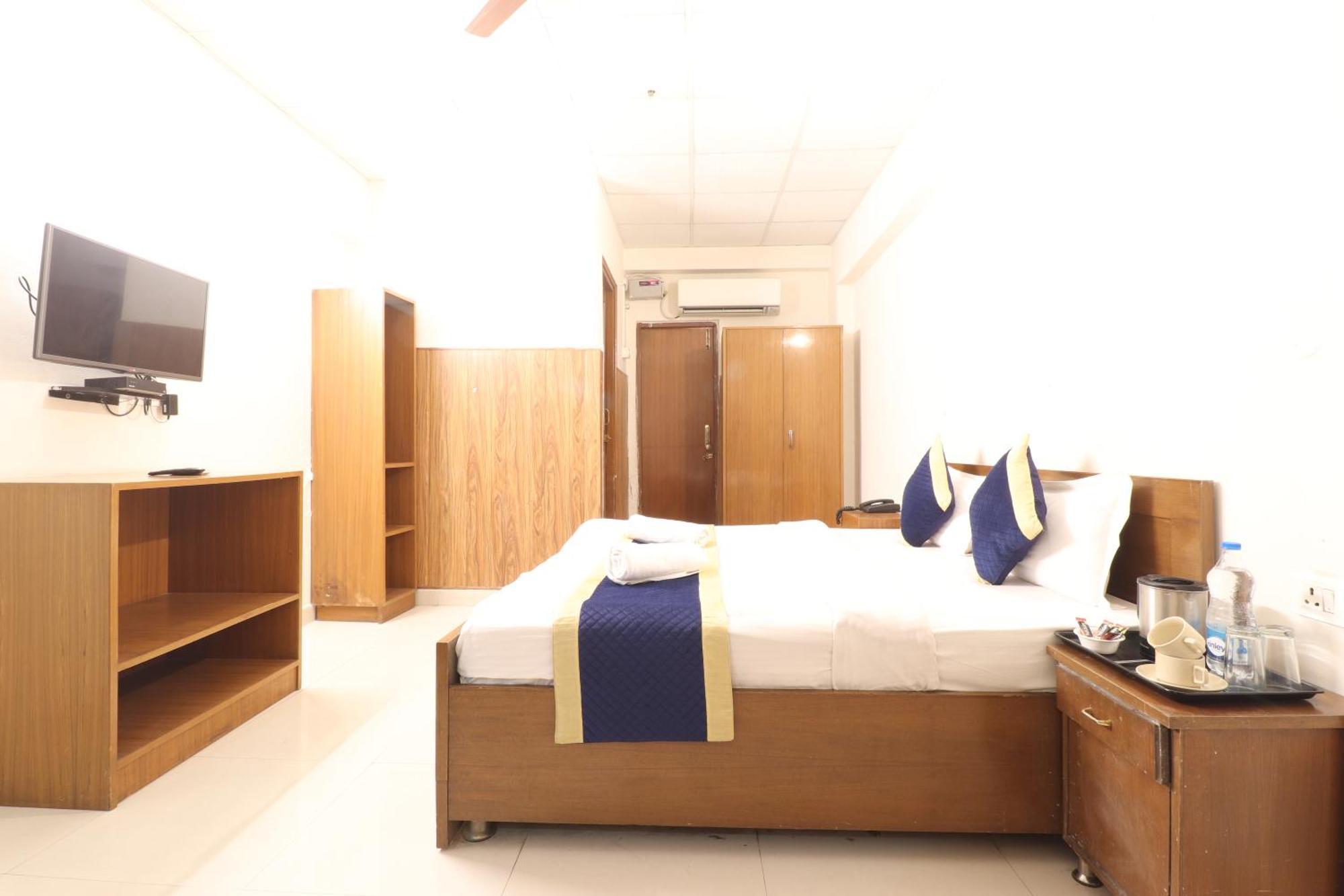 Hotel Krb Paradise Isbt Dehradun